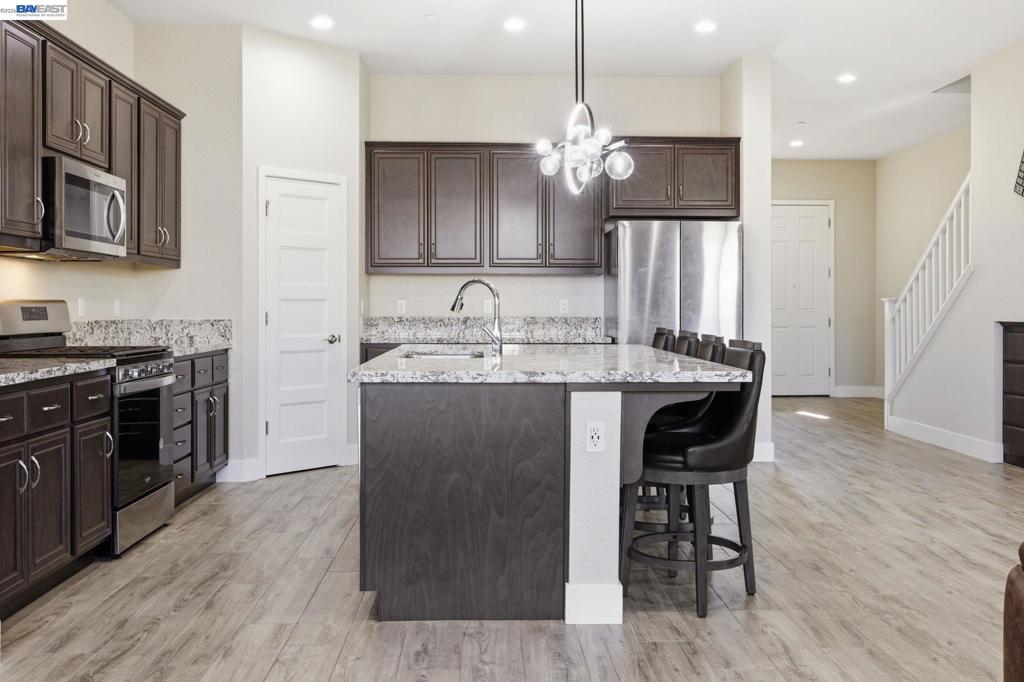 2394 Bharvani Ave, Manteca, CA 95337