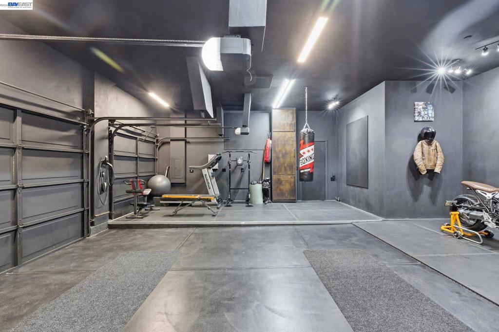 2394 Bharvani Ave, Manteca, CA 95337