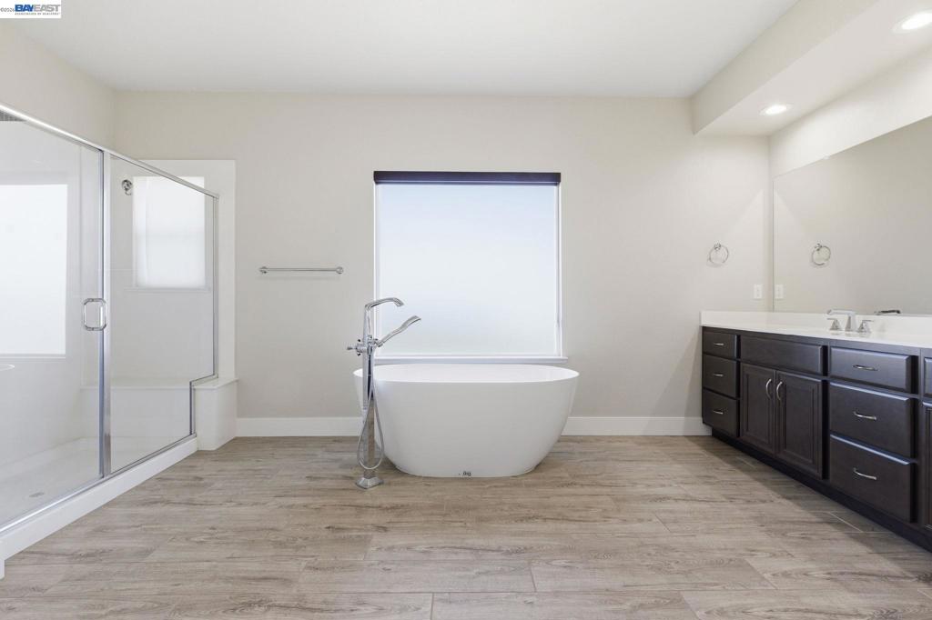 2394 Bharvani Ave, Manteca, CA 95337