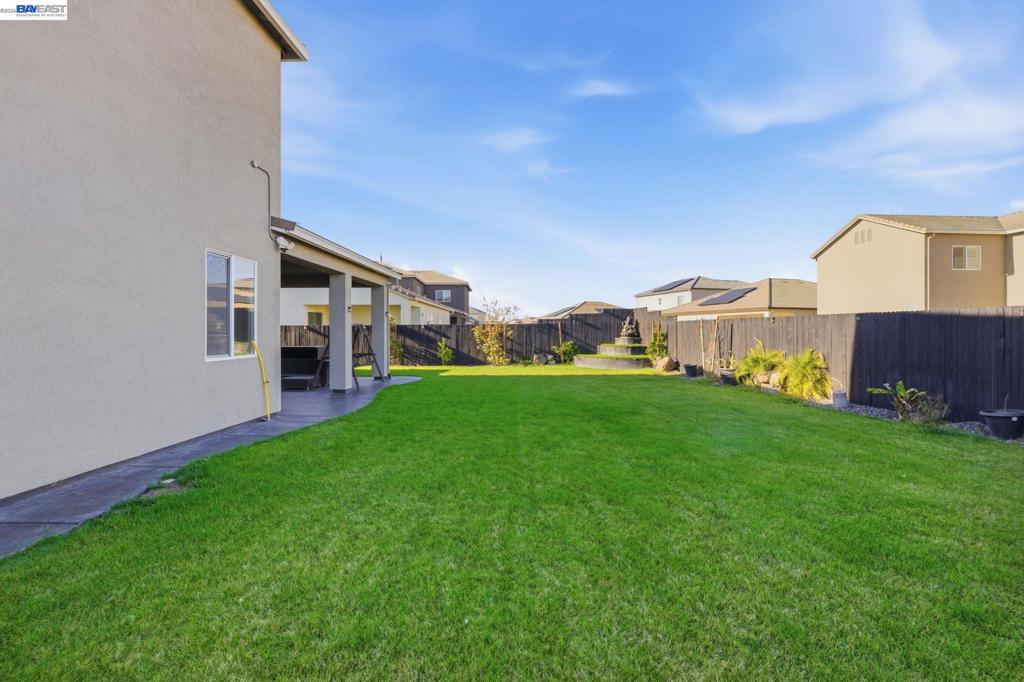 2394 Bharvani Ave, Manteca, CA 95337