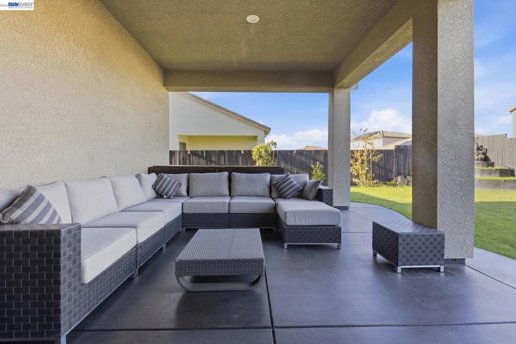 2394 Bharvani Ave, Manteca, CA 95337