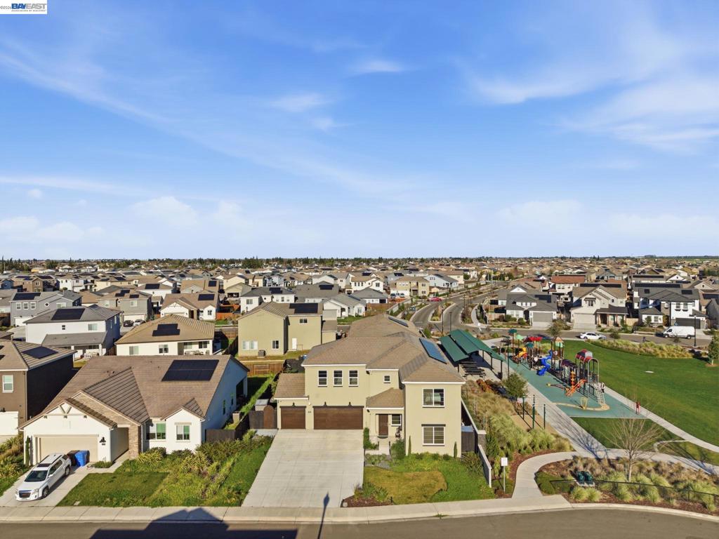 2394 Bharvani Ave, Manteca, CA 95337