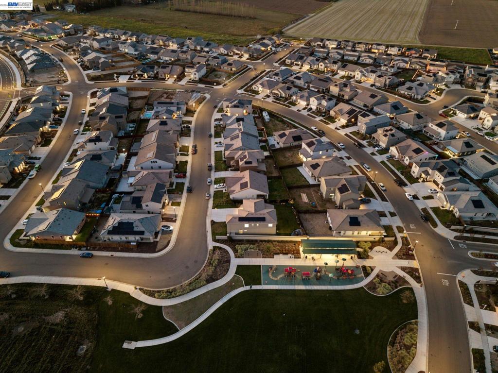 2394 Bharvani Ave, Manteca, CA 95337