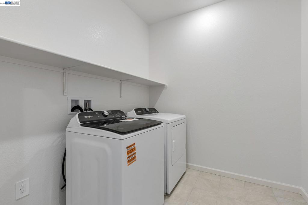 337 Frizzante Lane, Manteca, CA 95337