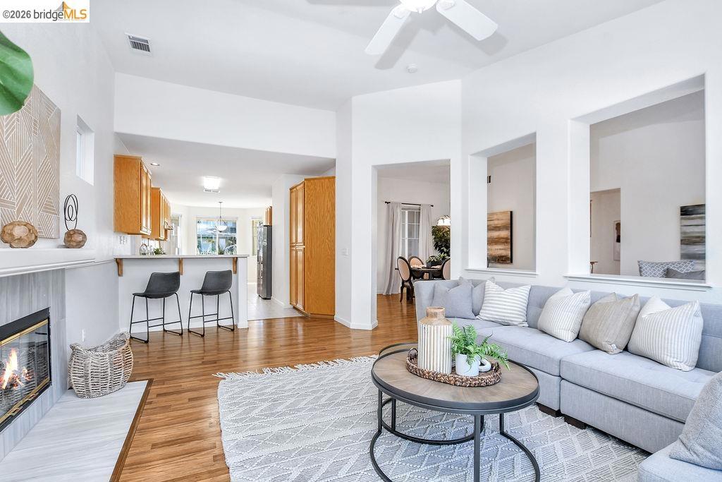 833 Mickelsen Ct, Brentwood (CC), CA 94513