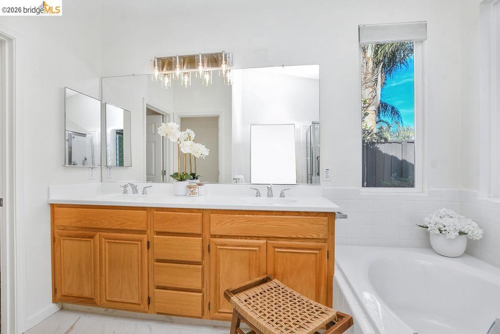 833 Mickelsen Ct, Brentwood (CC), CA 94513