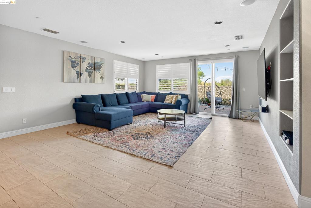 2631 Torrey Pines Dr, Brentwood (CC), CA 94513-7089