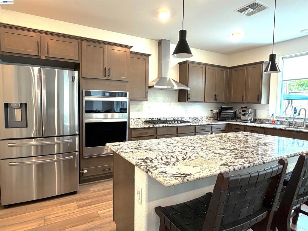 204 Wooley Creek Way, Brentwood (CC), CA 94513