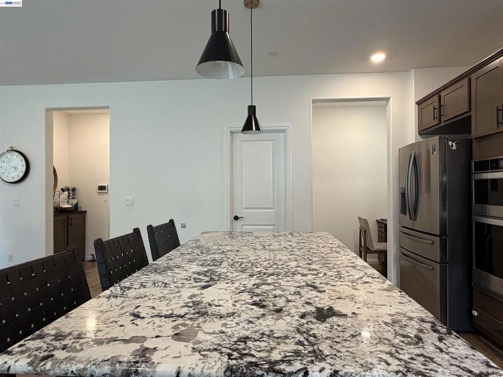 204 Wooley Creek Way, Brentwood (CC), CA 94513