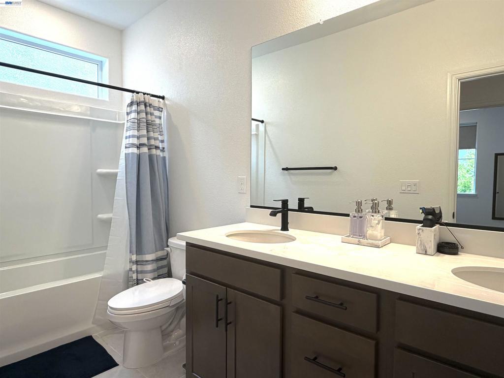 204 Wooley Creek Way, Brentwood (CC), CA 94513