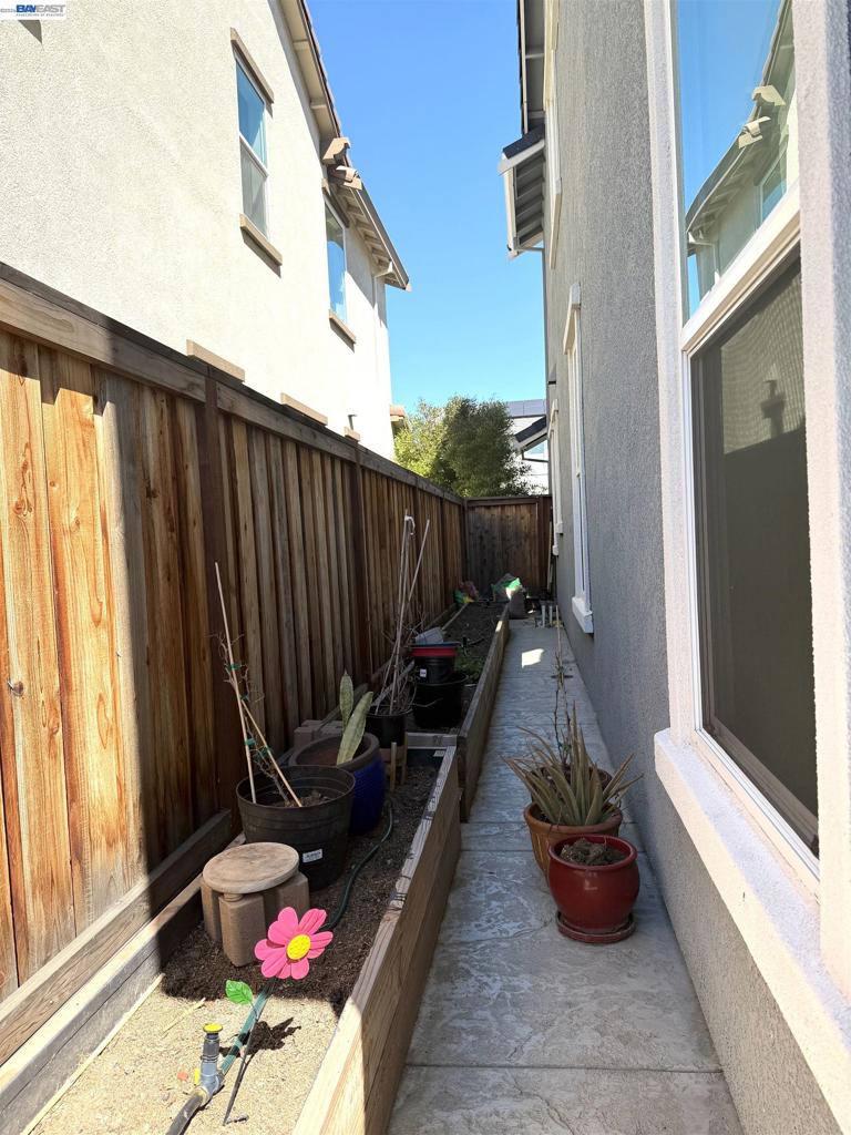 204 Wooley Creek Way, Brentwood (CC), CA 94513