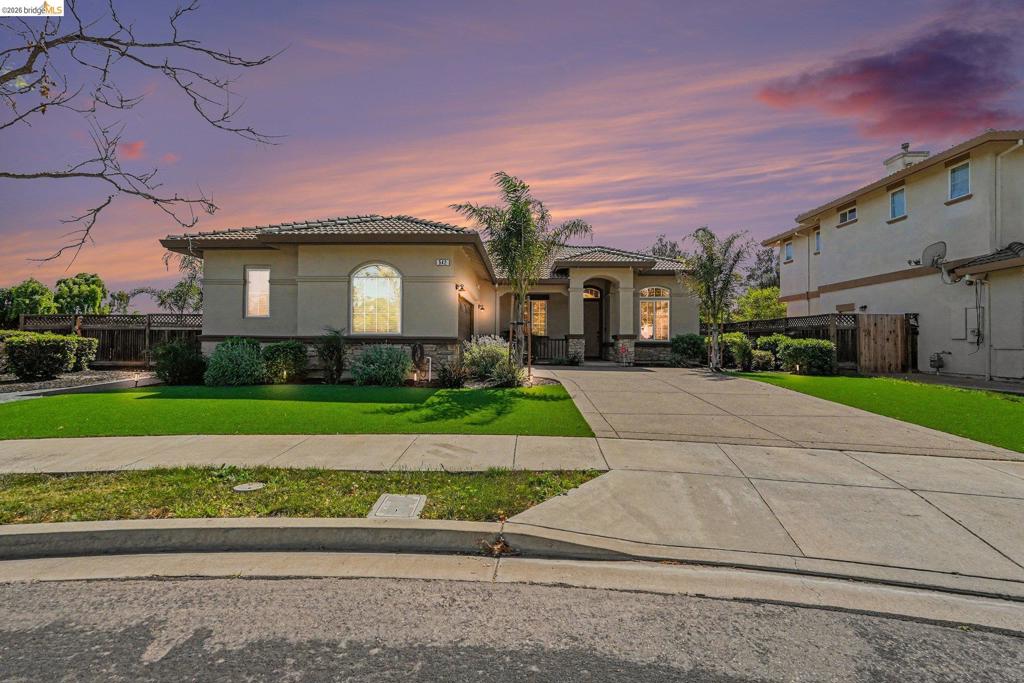 542 Vivian St, Brentwood (CC), CA 94513
