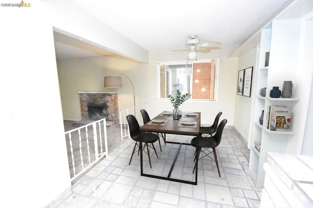 1013 Colonial Ct, Modesto, CA 95350