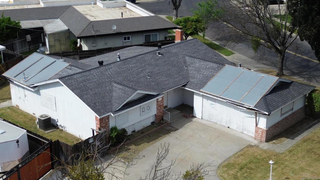 1013 Colonial Ct, Modesto, CA 95350