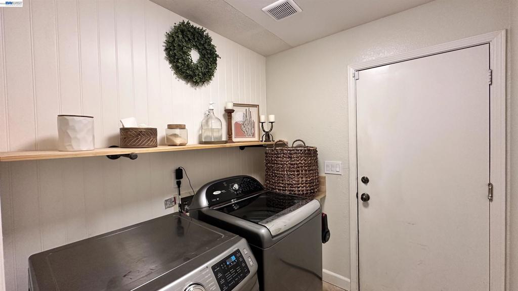 502 Chablis Way, Manteca, CA 95337