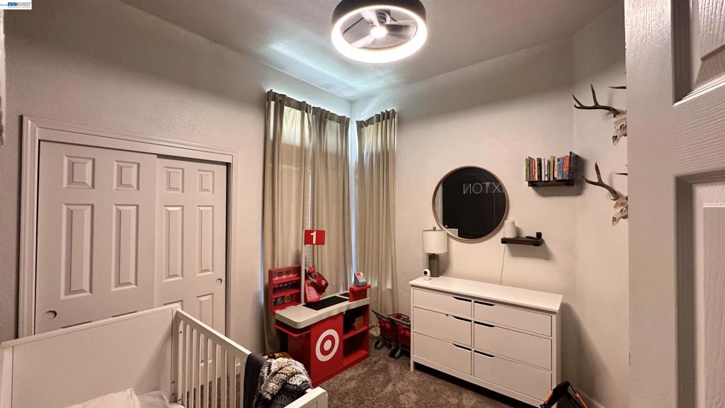 502 Chablis Way, Manteca, CA 95337