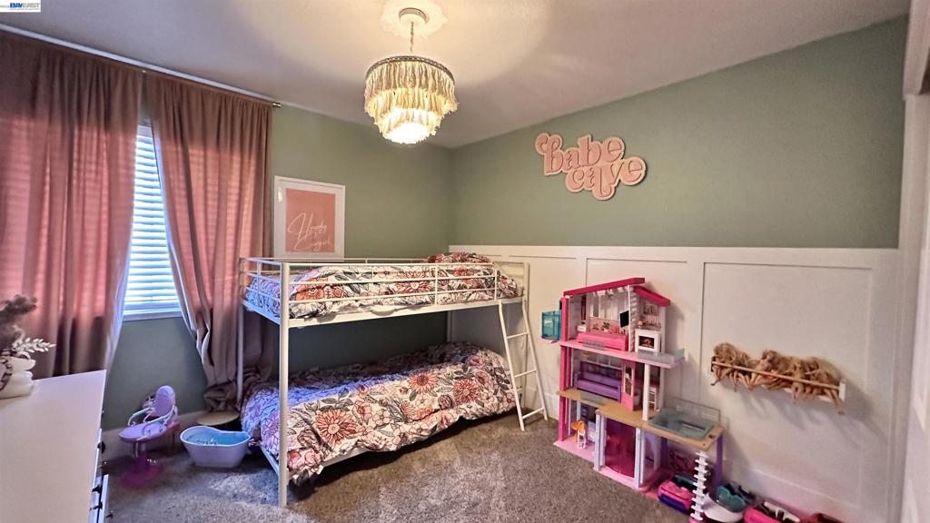 502 Chablis Way, Manteca, CA 95337