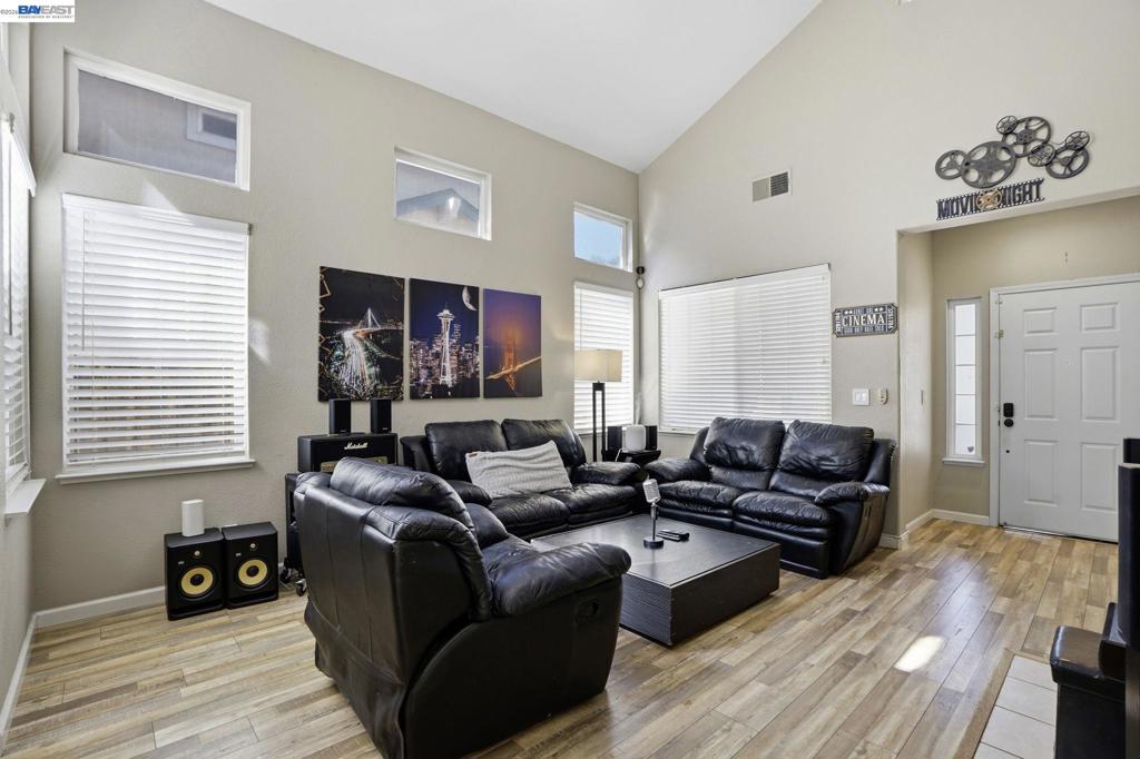 1184 Shadowcliff Ct, Brentwood (CC), CA 94513