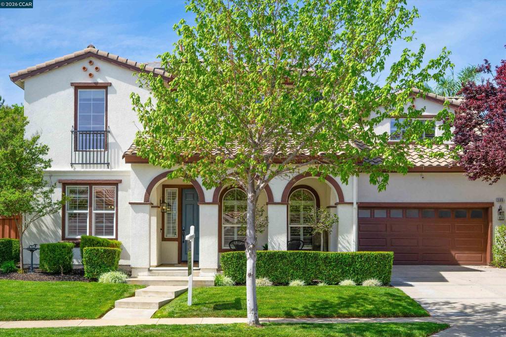 389 Roundhill Dr, Brentwood (CC), CA 94513