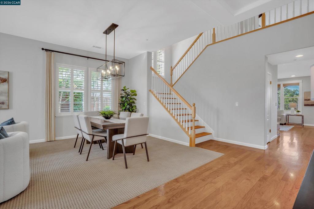 389 Roundhill Dr, Brentwood (CC), CA 94513