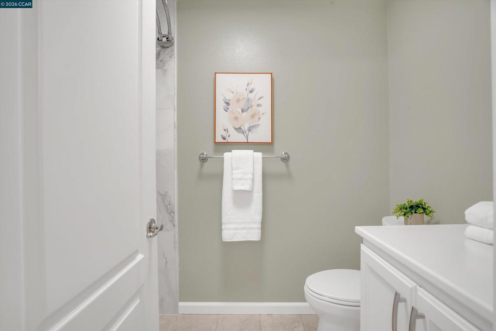 389 Roundhill Dr, Brentwood (CC), CA 94513