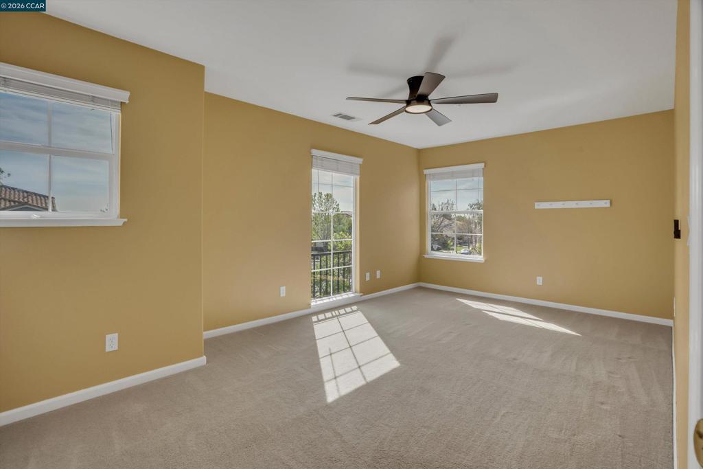 389 Roundhill Dr, Brentwood (CC), CA 94513