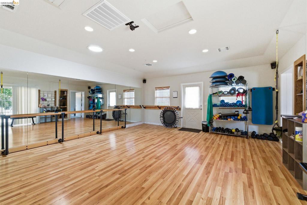 137 S Shepherd St, Sonora, CA 95370