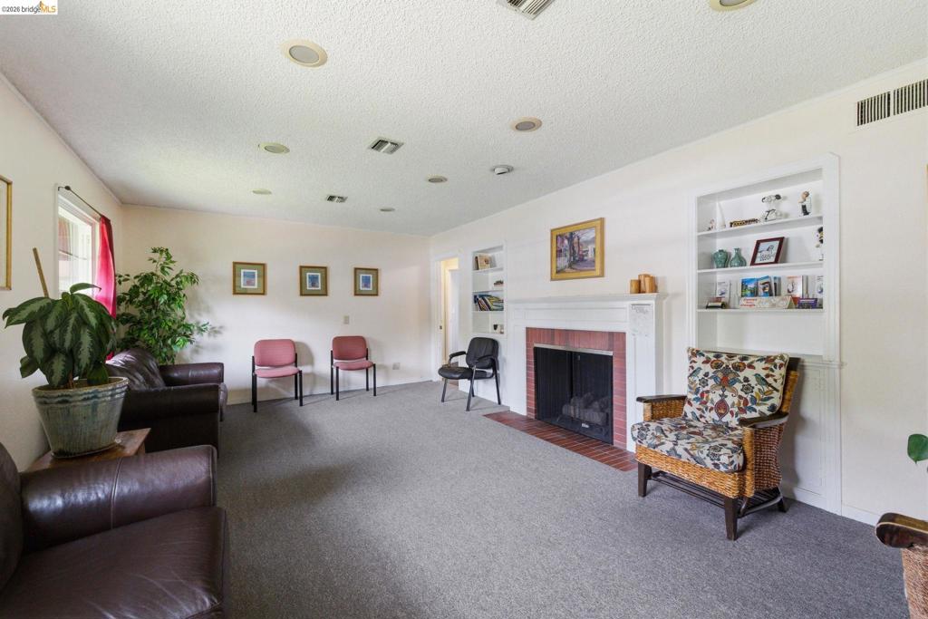 137 S Shepherd St, Sonora, CA 95370