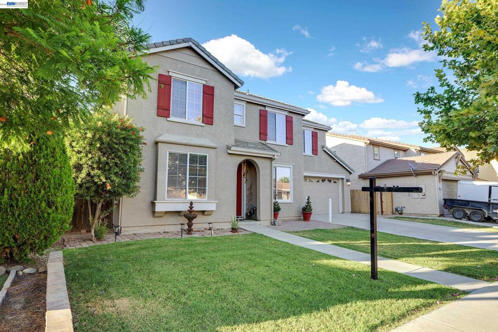 1419 Nubian St, Patterson, CA 95363