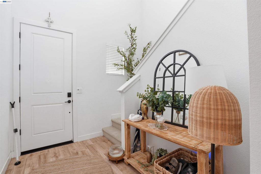 1785 Flaxen Ct, Manteca, CA 95337