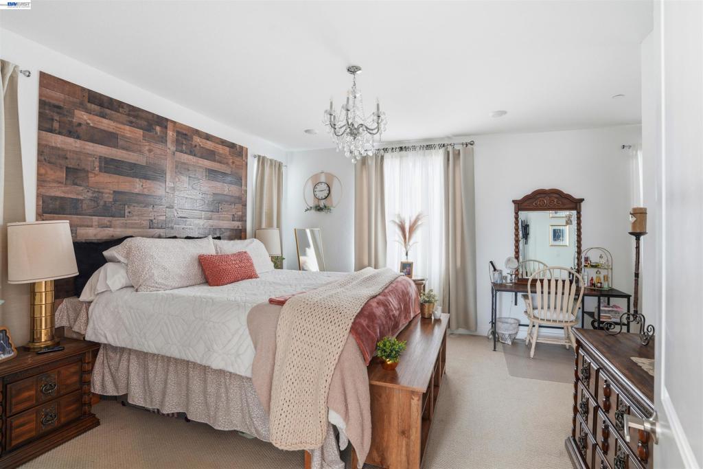 1785 Flaxen Ct, Manteca, CA 95337