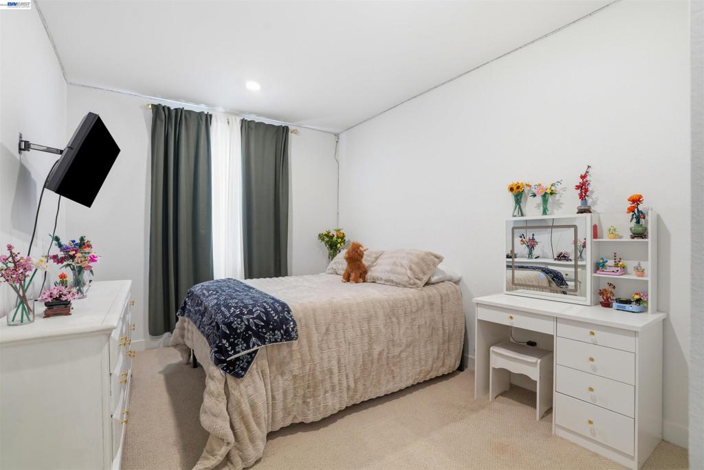 1785 Flaxen Ct, Manteca, CA 95337