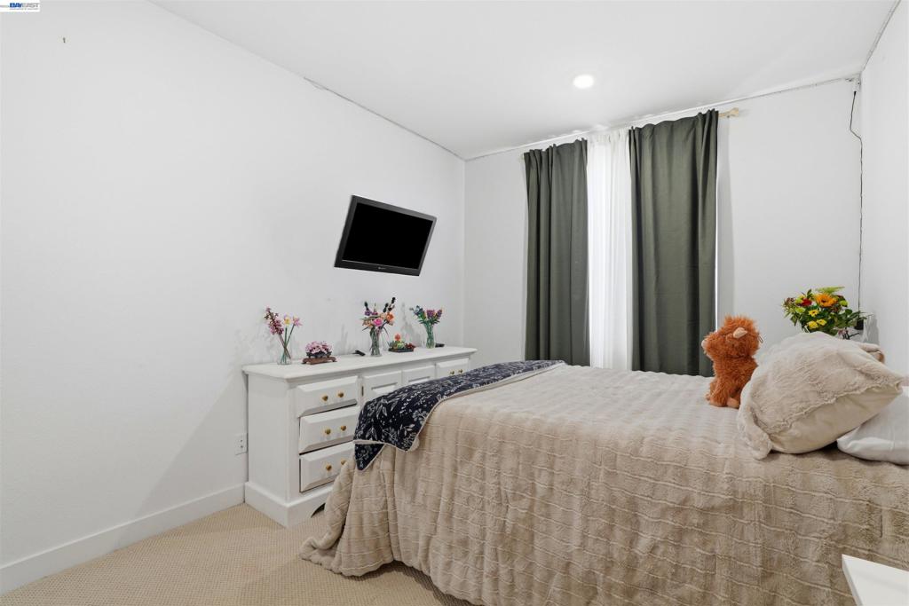 1785 Flaxen Ct, Manteca, CA 95337