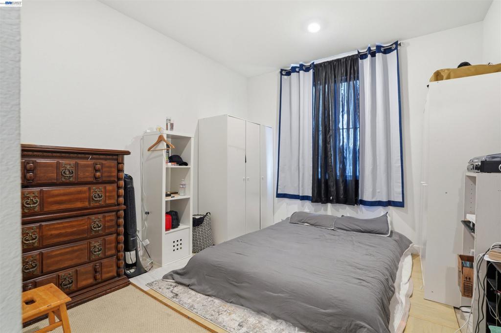 1785 Flaxen Ct, Manteca, CA 95337