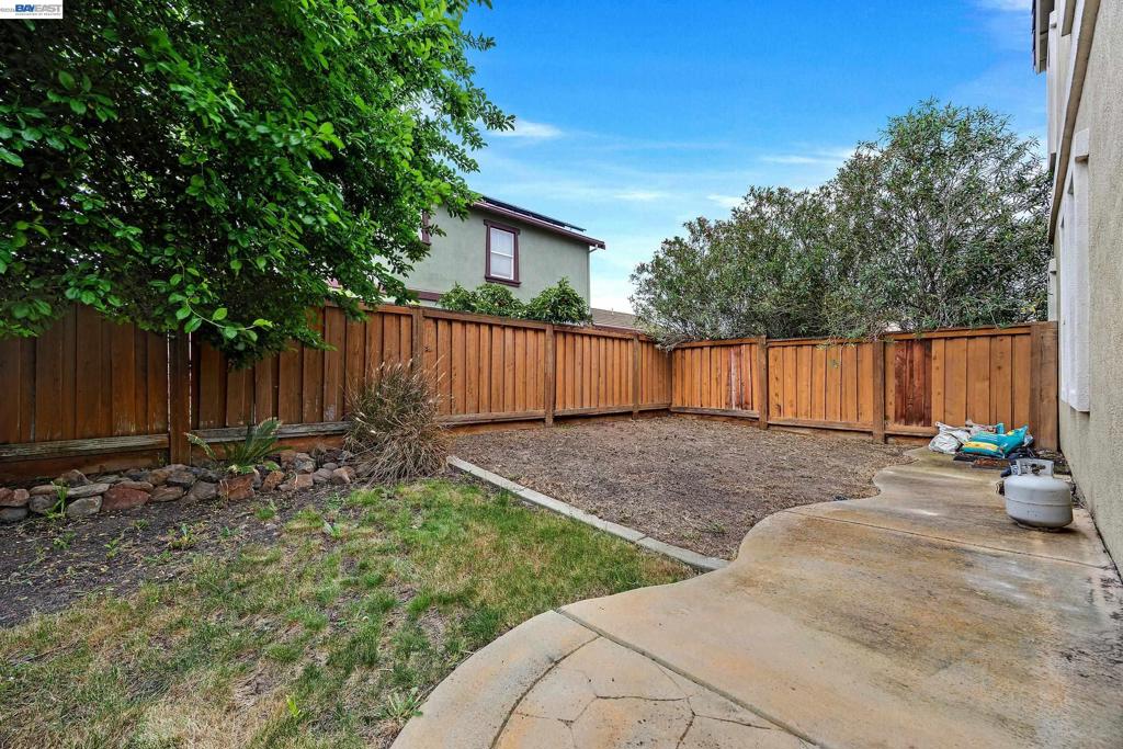 1869 Tarragon Dr, Brentwood (CC), CA 94513