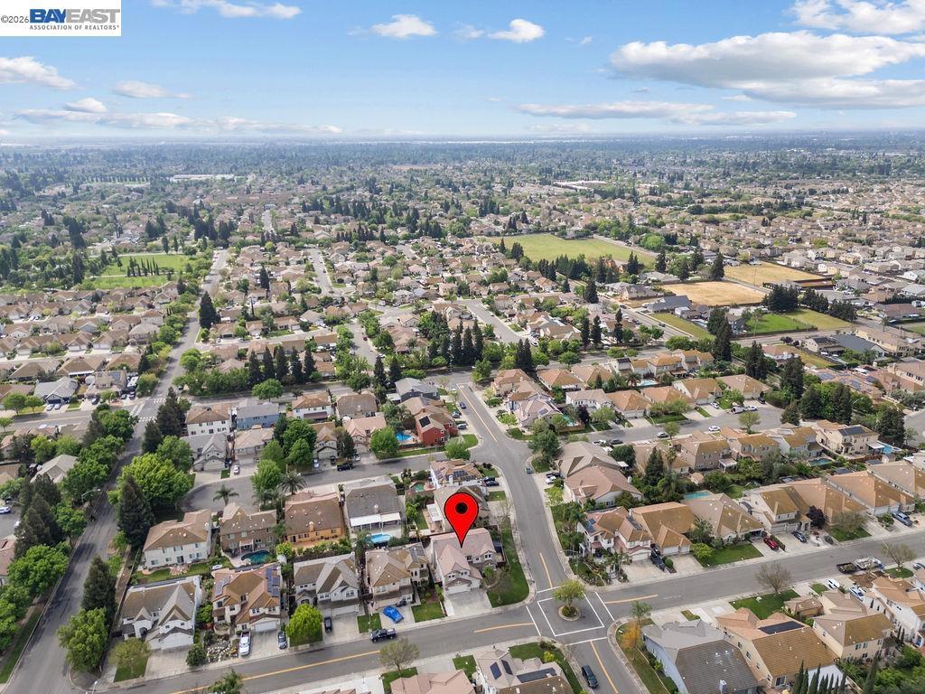 3400 Fallen Oak Dr, Modesto, CA 95355