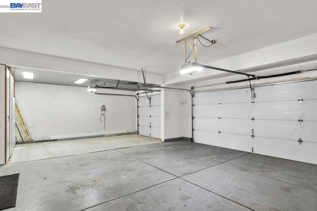 3400 Fallen Oak Dr, Modesto, CA 95355