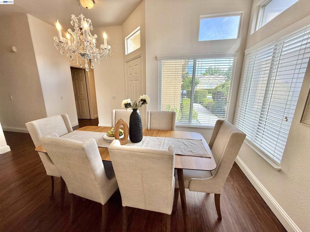 30 Gala Ln, Brentwood (CC), CA 94513