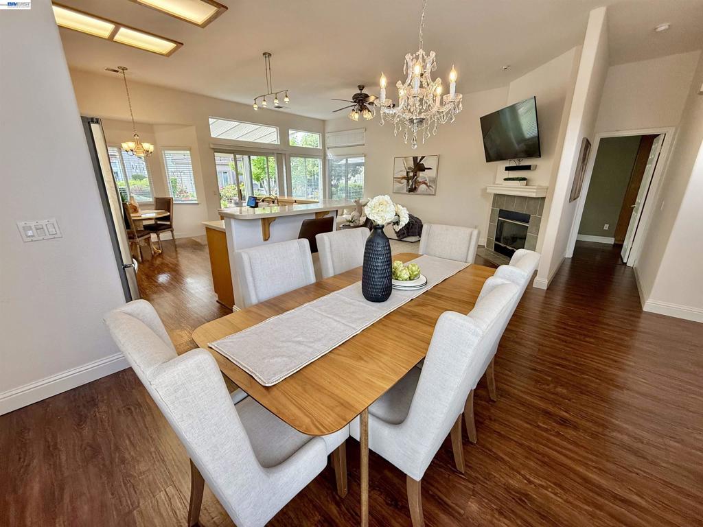 30 Gala Ln, Brentwood (CC), CA 94513