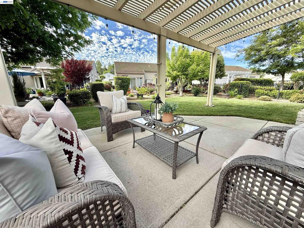 30 Gala Ln, Brentwood (CC), CA 94513