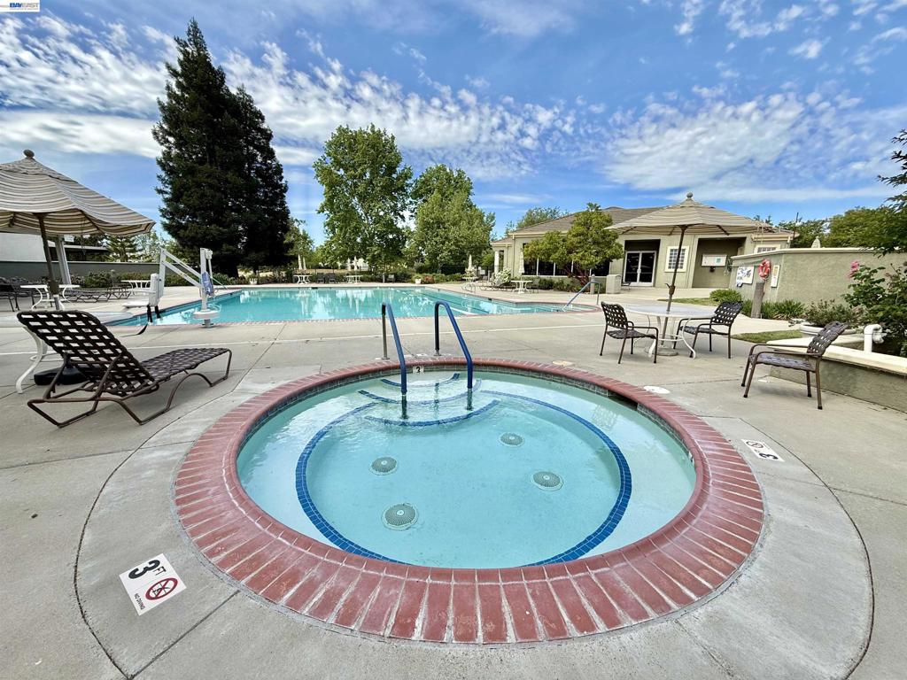 30 Gala Ln, Brentwood (CC), CA 94513