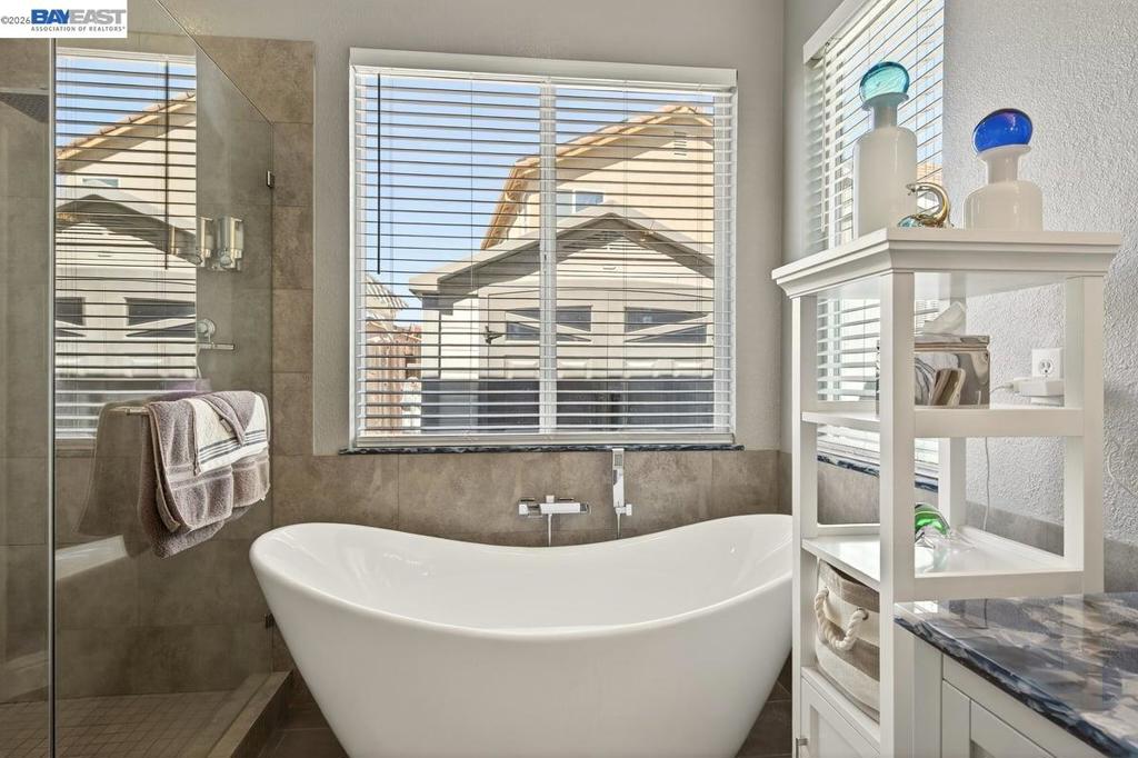 469 Monte Oro St, Manteca, CA 95337