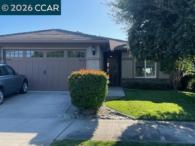 2499 Bellchase Dr, Manteca, CA 95336