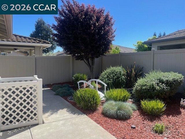 2499 Bellchase Dr, Manteca, CA 95336