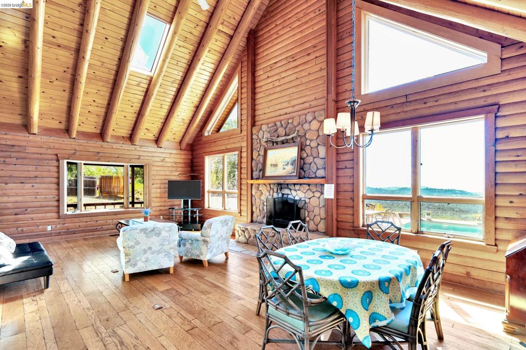 14799 Big Hill Rd, Sonora, CA 95370