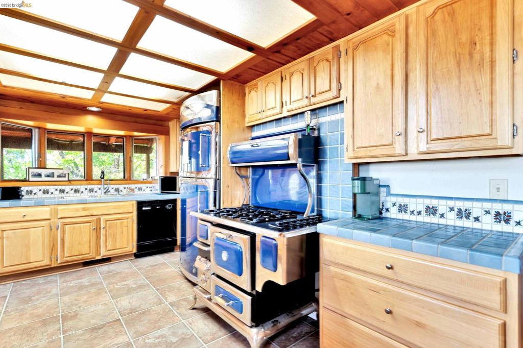 14799 Big Hill Rd, Sonora, CA 95370