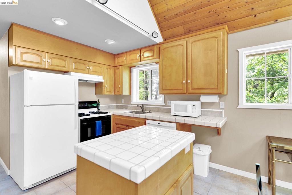 14799 Big Hill Rd, Sonora, CA 95370