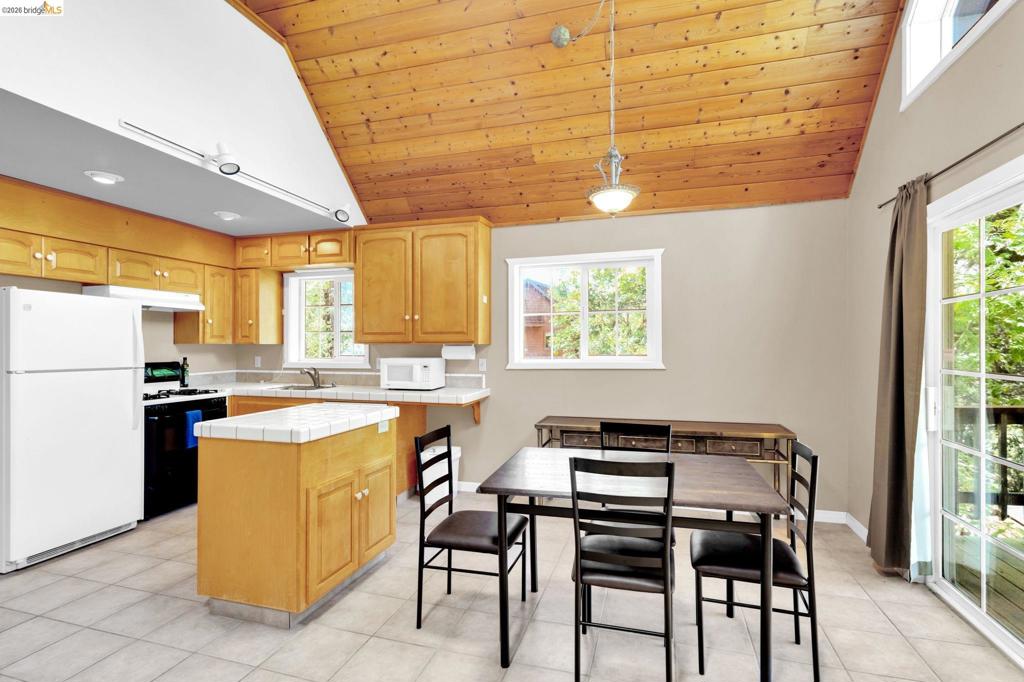 14799 Big Hill Rd, Sonora, CA 95370