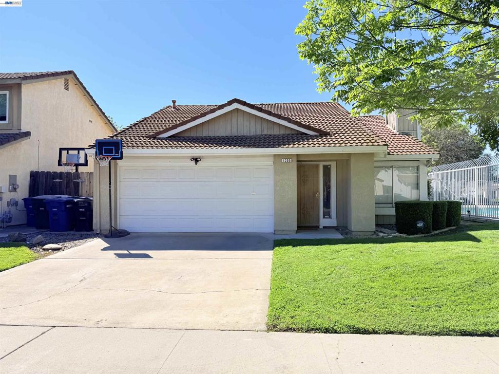 1205 Courtney Way, Modesto, CA 95358