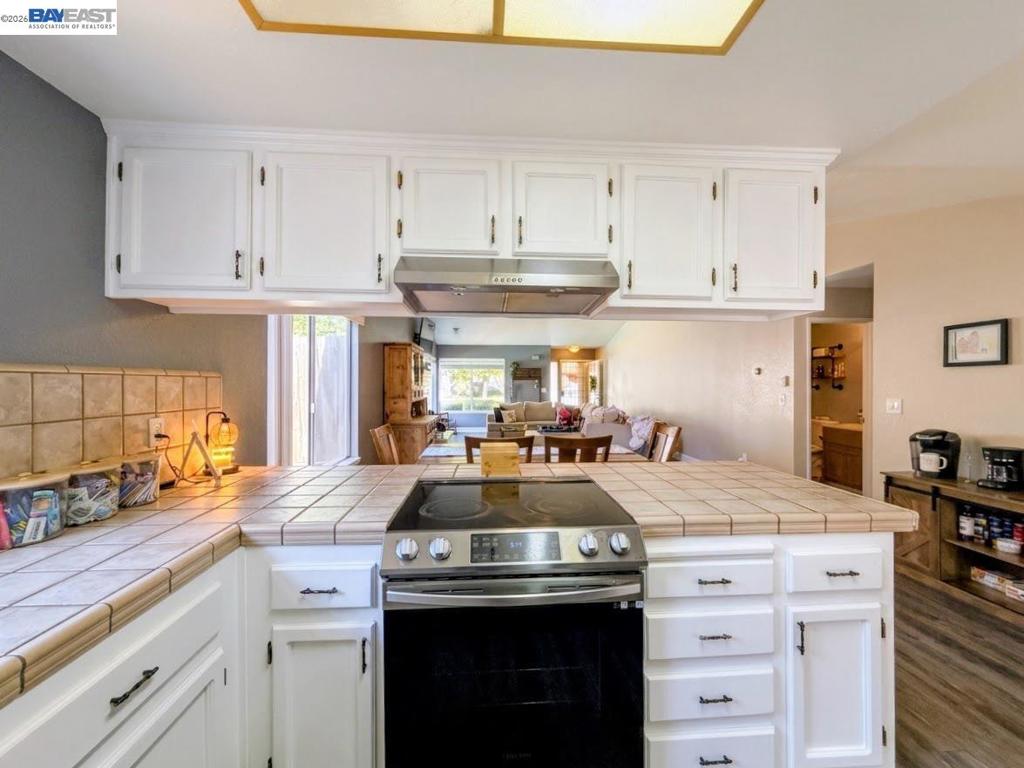 1205 Courtney Way, Modesto, CA 95358